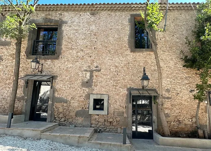 Dans Domaine Des Barrettes *