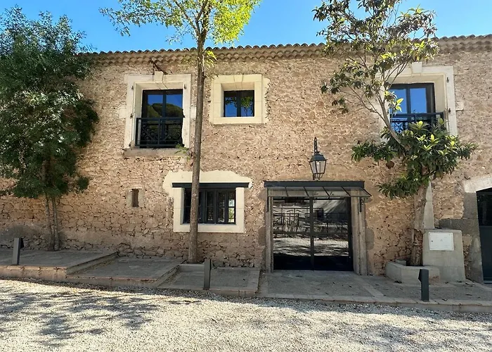 Dans Domaine Des Barrettes בית נופש *